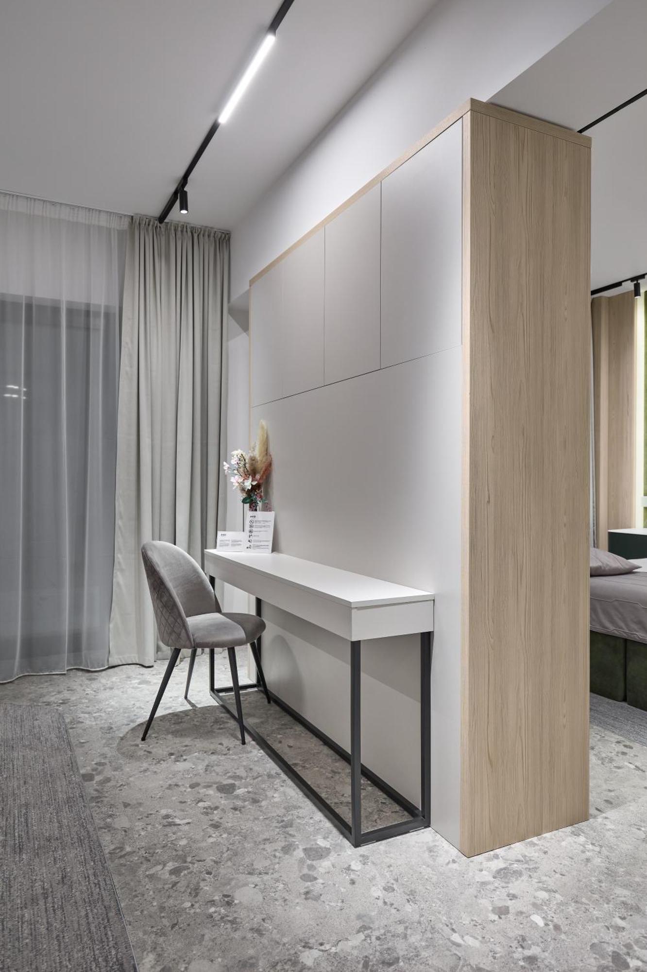 Avo Hotel Ръмнику Сарат Екстериор снимка