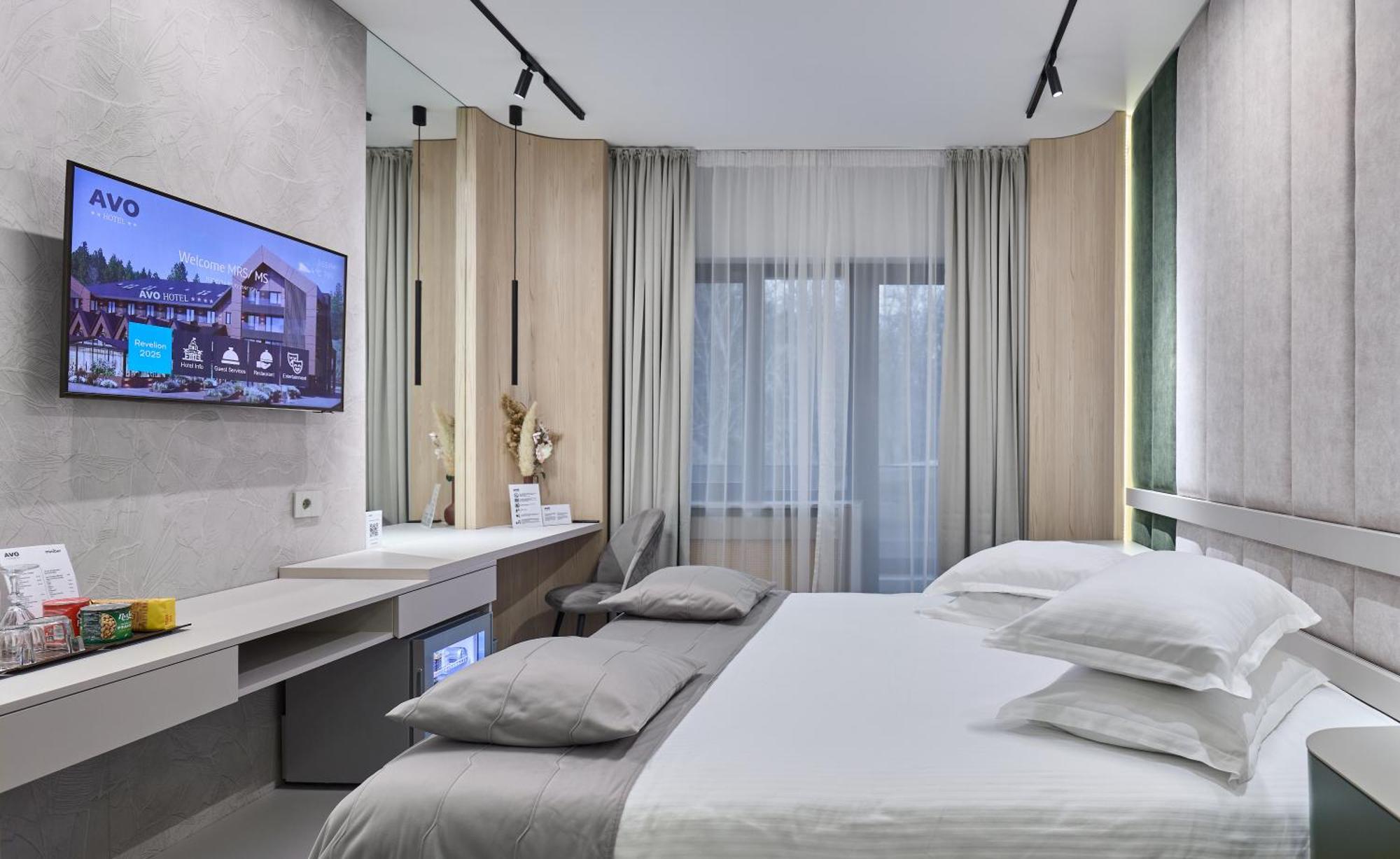 Avo Hotel Ръмнику Сарат Екстериор снимка